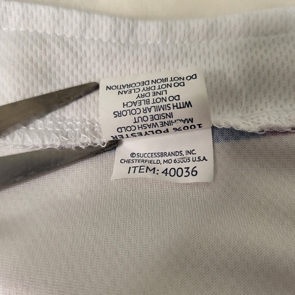 Boston Red Sox Baseball Pride Jersey 2023. Size Large. Unisex - Picture 10 of 10